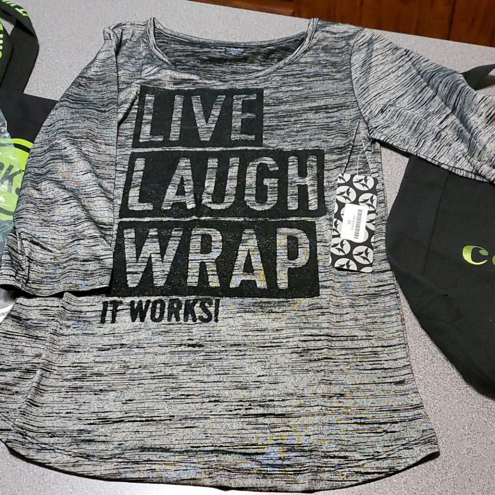 "It Works" New3/4 Sleeve tee